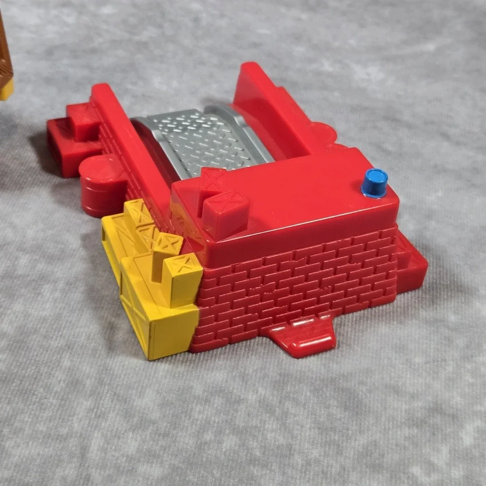 Fisher Price Geo Trax Rail And Road System Fork Lift Freight‎